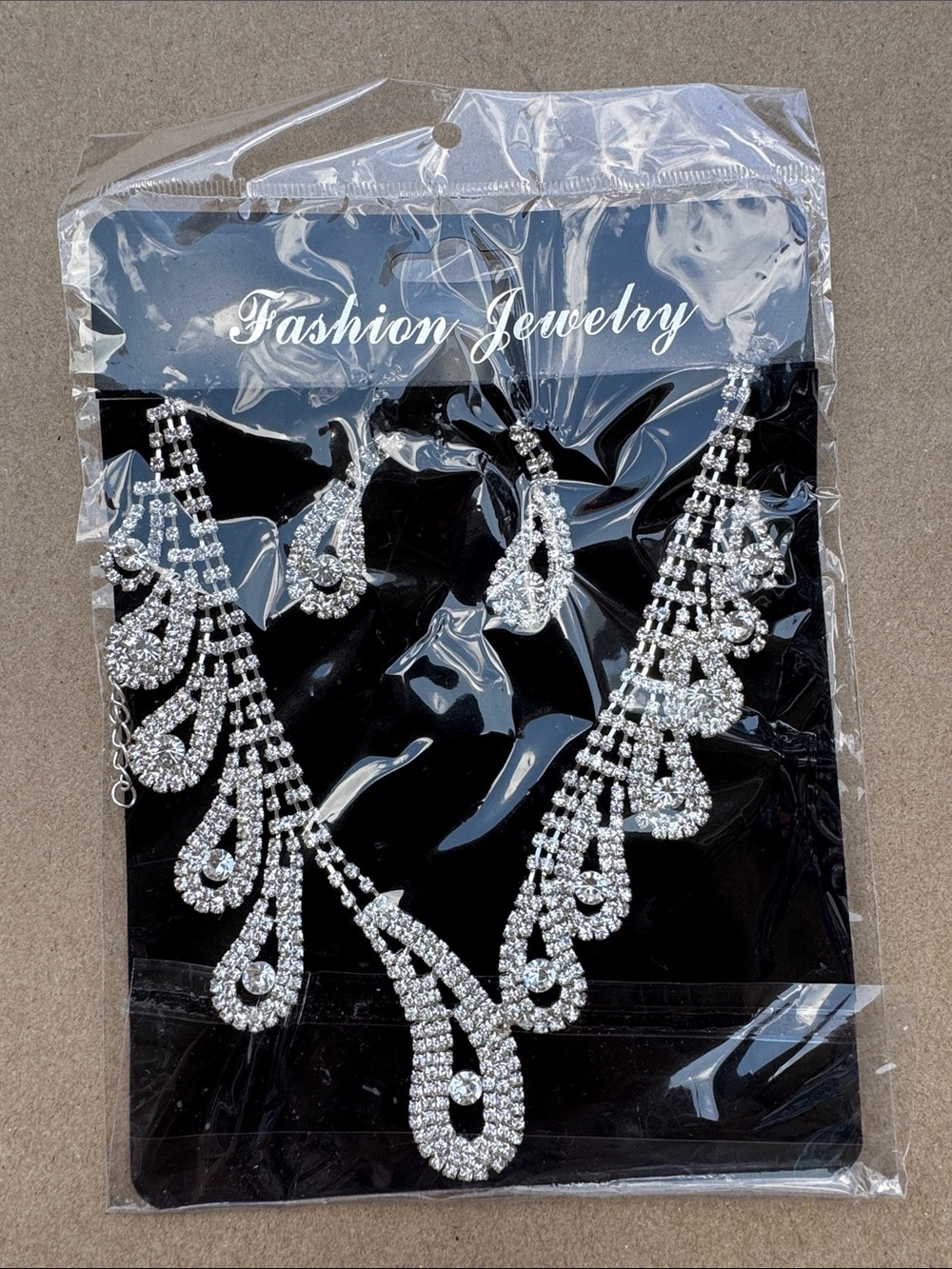Fashion Jewelry Silver Rhinestone Cascade Necklace & Earrings Set wedding Prom